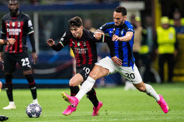 供了一个强 供了一个强